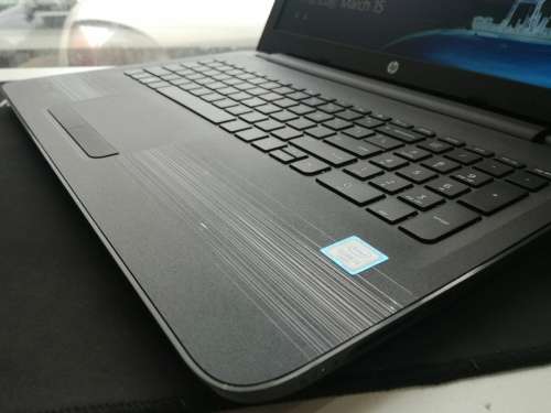 **AS NEW**THE NEW HP 250 G5*6TH GEN i5*4GB RAM*500GB HDD*HD DISPLAY*DVD WRITER*